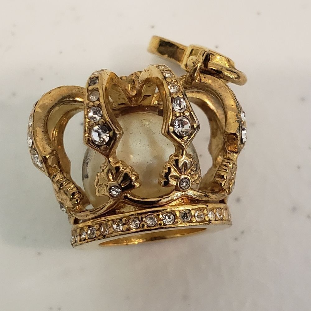Juicy Couture Gold Crown Charm